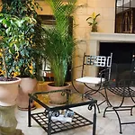Hotel Le Bussy