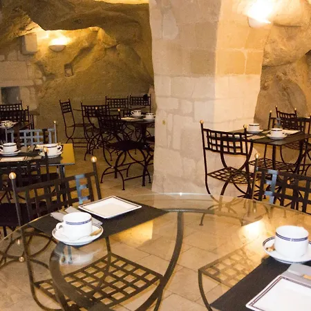 Logis Le Bussy 3* 蒙索罗