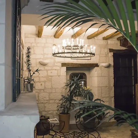 Hotel Le Bussy 3*