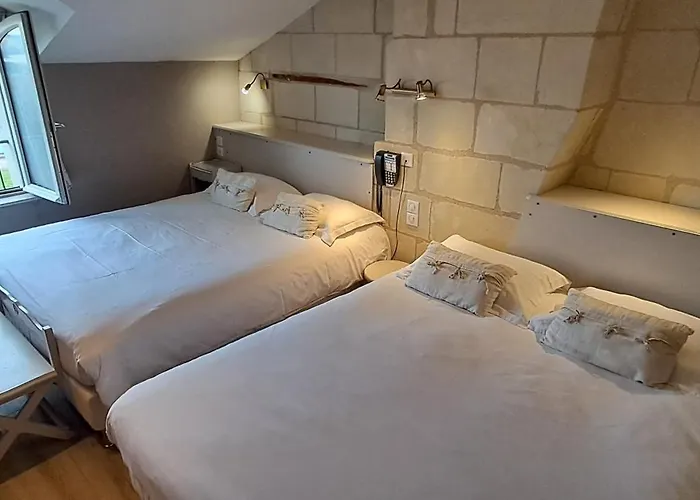 Logis Le Bussy Szálloda 3*