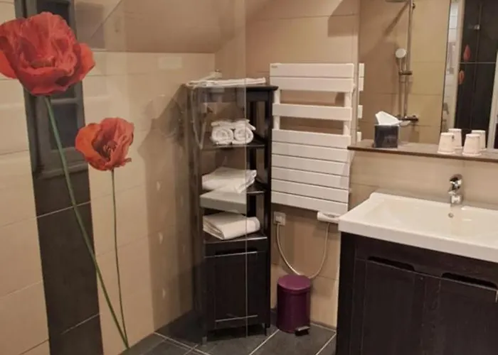 Szálloda Logis Le Bussy