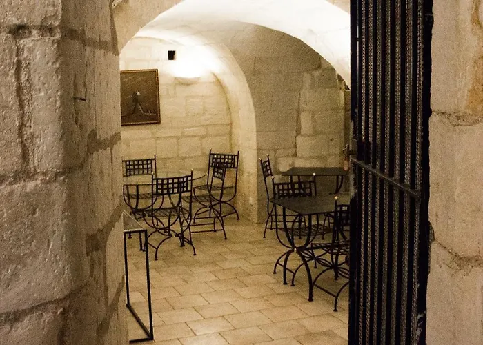 Szálloda Logis Le Bussy 3*