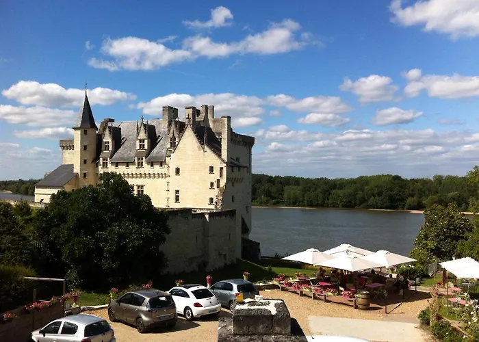 Szálloda Logis Le Bussy