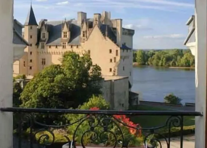 Logis Le Bussy Szálloda 3*