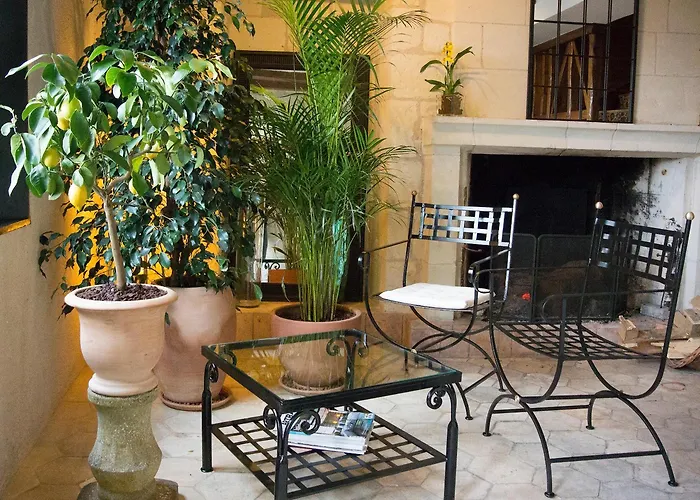 Hotel Logis Le Bussy