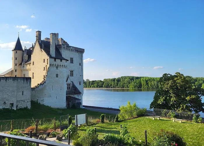 Szálloda Logis Le Bussy