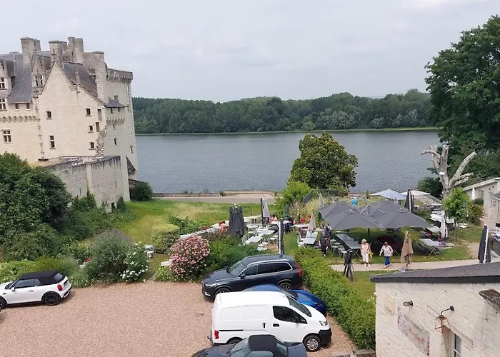 Szálloda Logis Le Bussy