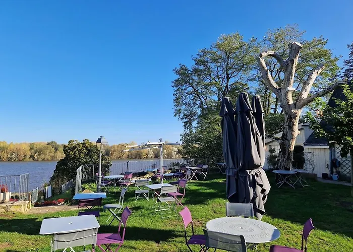 Szálloda Logis Le Bussy